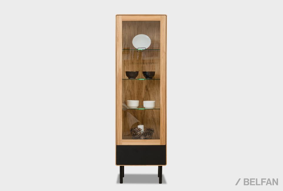 Витрина 1-но дверная "Норман" (правая) массив дуба, МДФ, металл 2