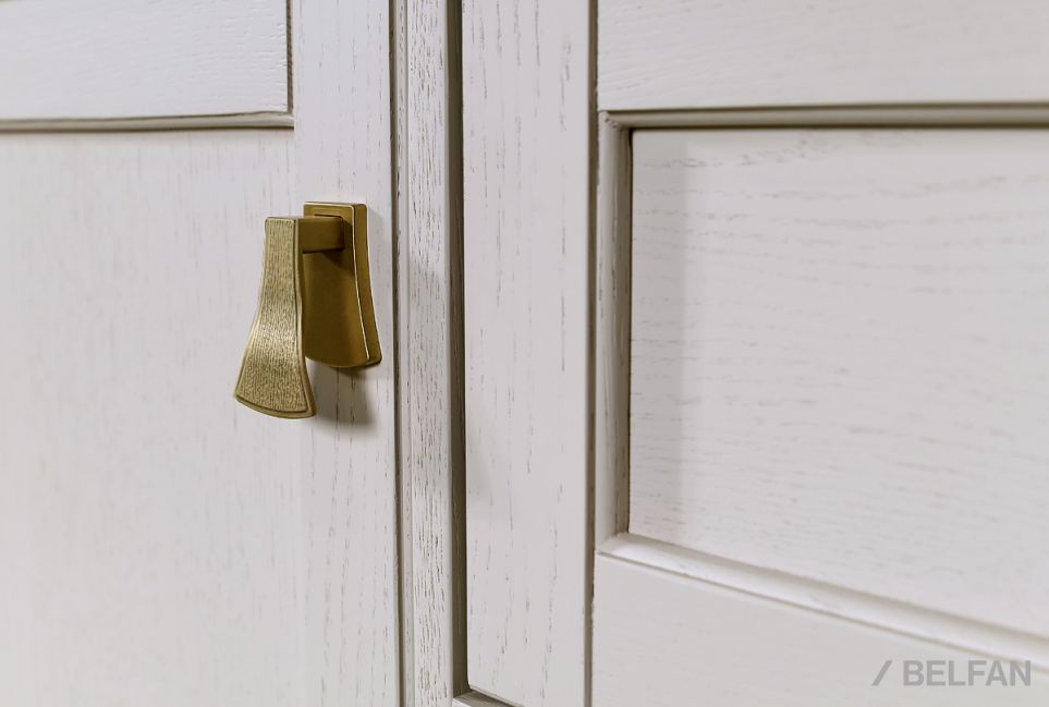 Тумба "Стюарт" массив и шпон дуба 8