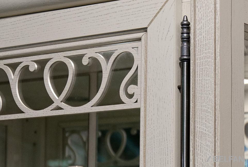 Шкаф с витриной 1-но дв. "Тэфи" высокий (правый) массив и шпон дуба 2