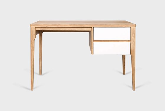 Стол письменный "Уоллстрит" массив дуба, МДФ 9