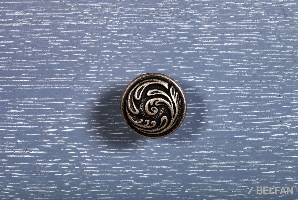 Комод "Katrin" высокий массив и шпон дуба 6