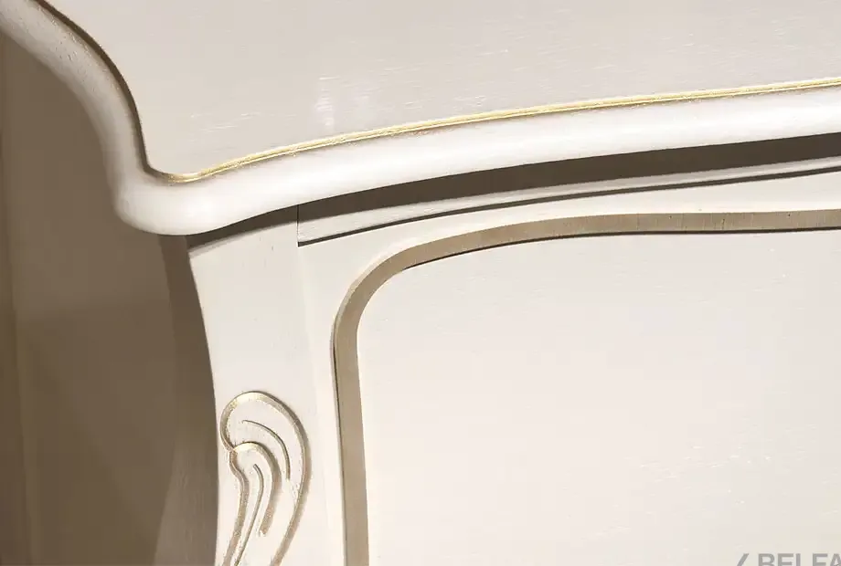 Спальня «Трио» #1 белая эмаль с золотой патиной 1