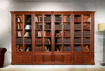 Шкаф книжный