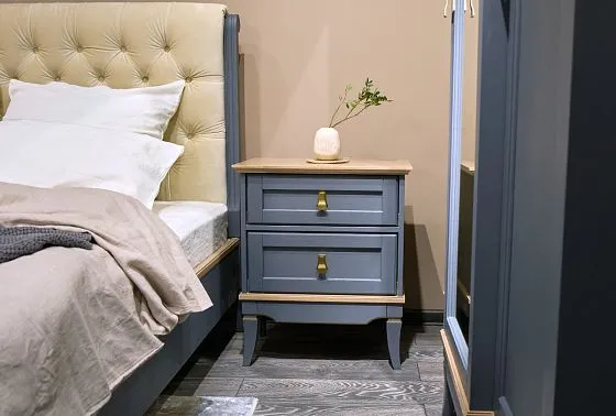 Тумба прикроватная "Стюарт" массив и шпон дуба 12
