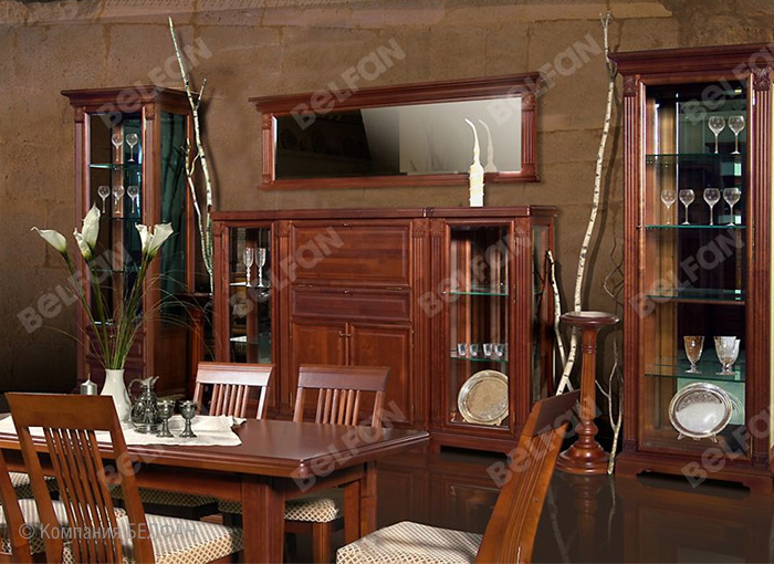 Зеркала в интерьере гостиной