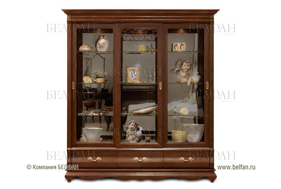 шкаф витрина в итальянском стиле шкаф витрина в итальянском стиле