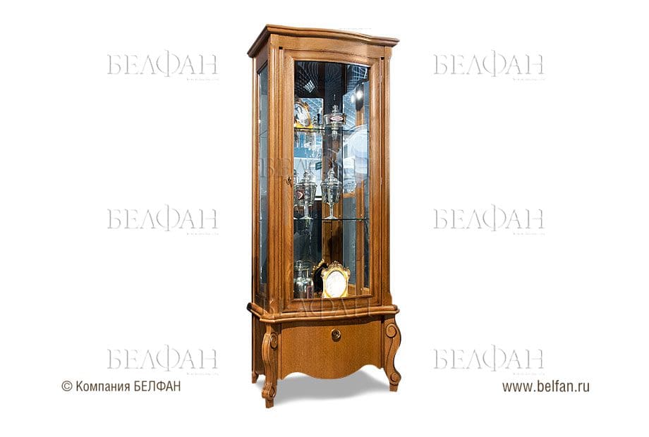 Пристенный шкаф-витрина Пристенный шкаф-витрина