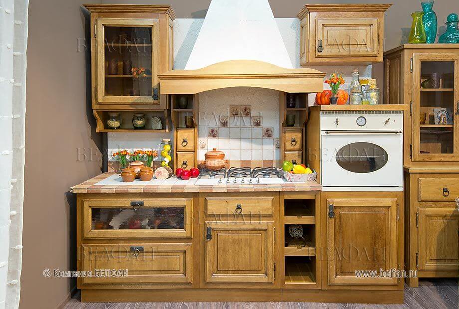 Как оформить маленькую кухню в коричневых тонах Как оформить маленькую кухню в коричневых тонах