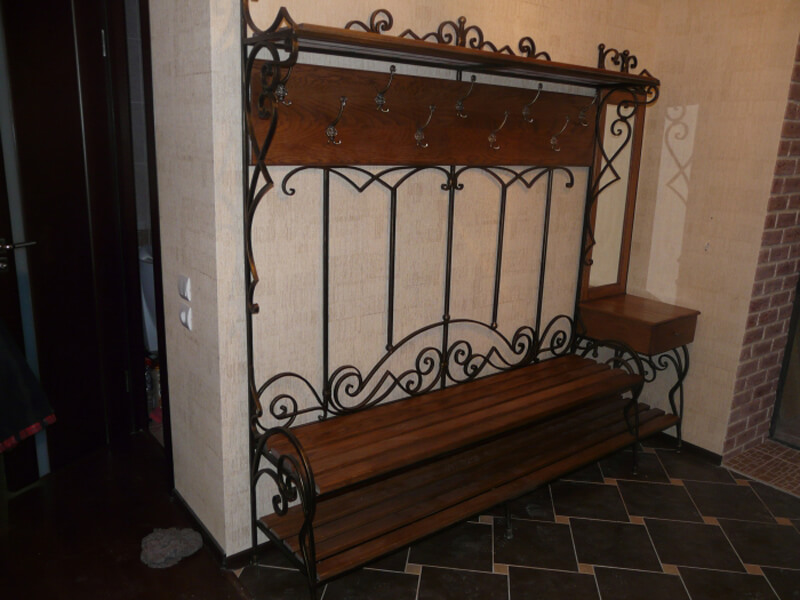 Деревянный мебельный гарнитур Деревянный мебельный гарнитур