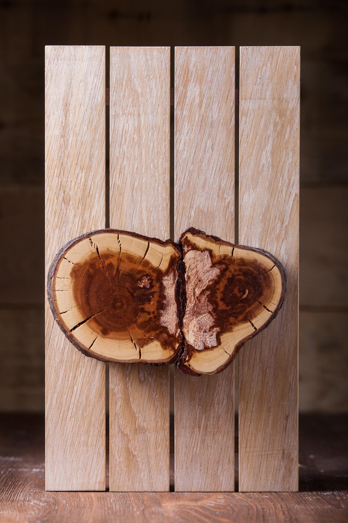 Мебель из массива вишни