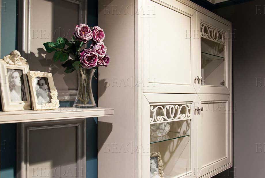 Цветы на полке «Оскар» 